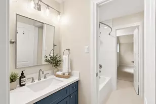 7 Pastoral Pond Cir, The Woodlands, TX 77380 - Photo 28