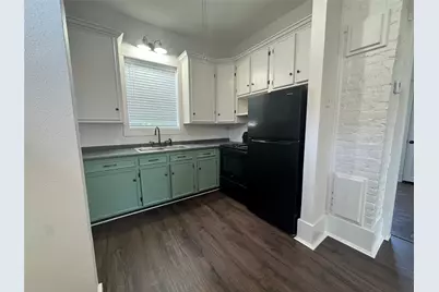 801 8th Street, Galveston, TX 77550 - Photo 10