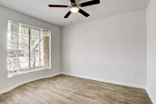 5613 Armstrong Dr, Texas City, TX 77591 - Photo 4