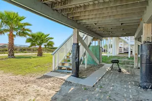 203 Carlton Ave, Surfside Beach, TX 77541 - Photo 26