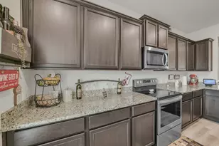 25418 Glacier Lake Dr, Cleveland, TX 77328 - Photo 8
