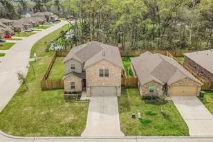25418 Glacier Lake Dr, Cleveland, TX 77328 - Photo 2