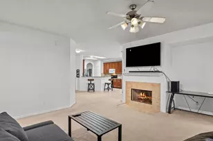 6507 Canyon Mist Ln, Dickinson, TX 77539 - Photo 8