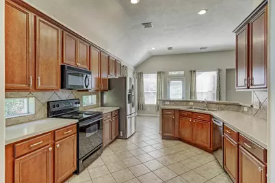 126 S Regan Mead Circle, The Woodlands, TX 77382 - Photo 24