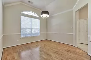 126 S Regan Mead Cir, The Woodlands, TX 77382 - Photo 8