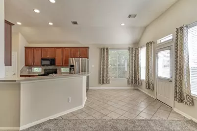 126 S Regan Mead Circle, The Woodlands, TX 77382 - Photo 16