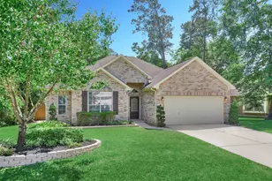 126 S Regan Mead Cir, The Woodlands, TX 77382 - Photo 2