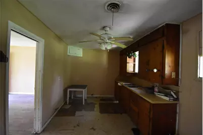 1717 Marguerite Street, Bay City, TX 77414 - Photo 14