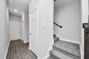 8505 Rising Stream Dr, Houston, TX 77063 - Photo 34