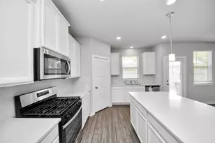8505 Rising Stream Dr, Houston, TX 77063 - Photo 16