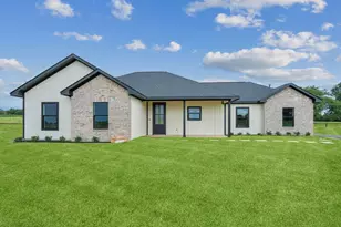 4379 Collton Ln, Franklin, TX 77856 - Photo 2