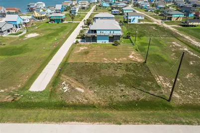 3 Balboa Boulevard, Freeport, TX 77541 - Photo 2