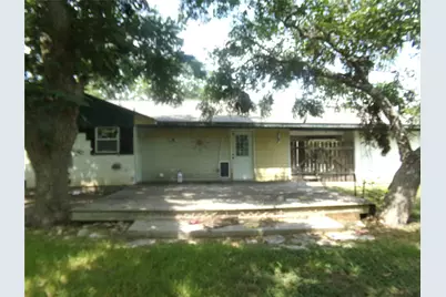 402 N Summit Street, Weimar, TX 78962 - Photo 20