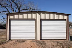 202 E 4th St, Nordheim, TX 78141 - Photo 6