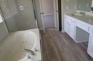 5407 Victoria Dr, Rosharon, TX 77583 - Photo 10