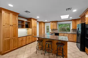 2802 Valley Manor Dr, Houston, TX 77339 - Photo 16