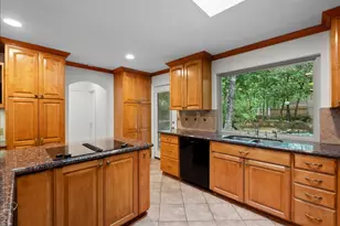 2802 Valley Manor Dr, Houston, TX 77339 - Photo 12