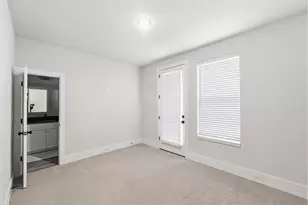 5632 Bertellis Ln, Houston, TX 77091 - Photo 16