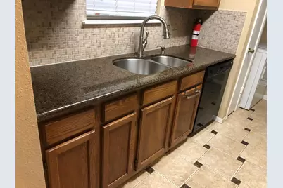2121 Hepburn Street #106, Houston, TX 77054 - Photo 10