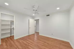 4707 Nenana Dr, Houston, TX 77035 - Photo 14
