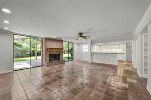 4707 Nenana Dr, Houston, TX 77035 - Photo 2