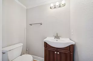 22105 Zapata Dr, Galveston, TX 77554 - Photo 6