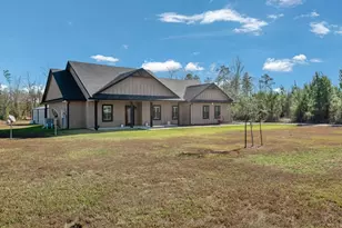 1105 C C Rd, Diboll, TX 75941 - Photo 2