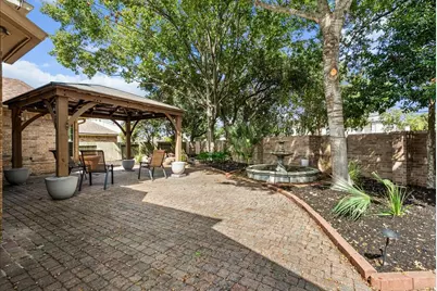 311 Lake Front Drive, League City, TX 77573 - Photo 32