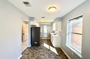 5359 Friar Tuck Dr, Katy, TX 77493 - Photo 6