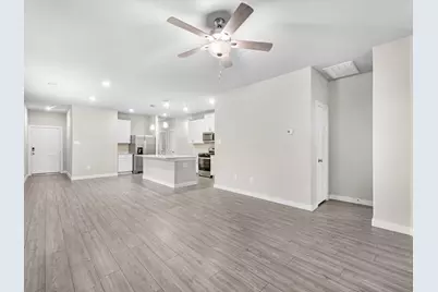 2010 W Darlington Oak Court, Conroe, TX 77304 - Photo 10