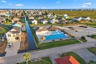 16530 Captain Kidd Rd, Jamaica Beach, TX 77554 - Photo 36