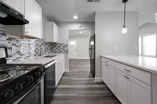 9 Becca Ct, Brookshire, TX 77423 - Photo 10