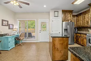 14105 Renee Ln, College Station, TX 77845 - Photo 18