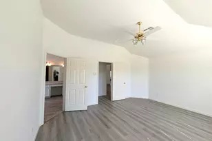 3906 Shadow Cove Dr, Houston, TX 77082 - Photo 10