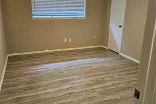 1402 New Orleans St, Deer Park, TX 77536 - Photo 18