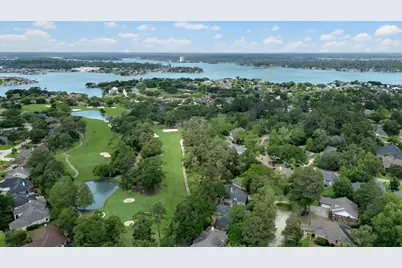 140 April Waters Drive W, Conroe, TX 77356 - Photo 2