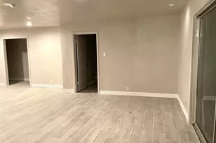 5131 Indigo St, Houston, TX 77096 - Photo 10