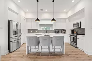 2404 Hadley St, Houston, TX 77003 - Photo 2