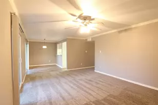 5005 Georgi Ln, Houston, TX 77092 - Photo 8