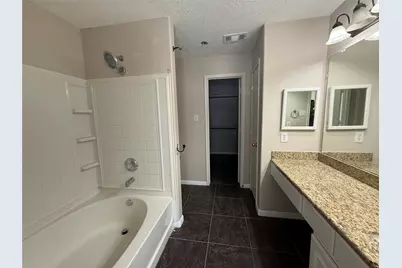 5418 Cinnamon Lake Drive, Baytown, TX 77521 - Photo 8