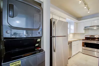 3100 Walnut Bend Lane #124, Houston, TX 77042 - Photo 6