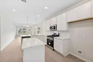 537 Stone Placa Trl, Pattison, TX 77423 - Photo 2