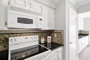 2960 Gessner Rd, Houston, TX 77080 - Photo 22
