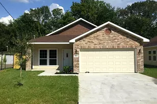 7918 Beckley St, Houston, TX 77088 - Photo 1