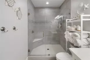 1286 Lagoon Dr, Crystal Beach, TX 77650 - Photo 20