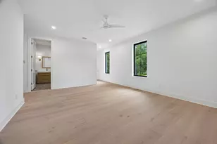 10726 Marsha Ln, Houston, TX 77024 - Photo 28