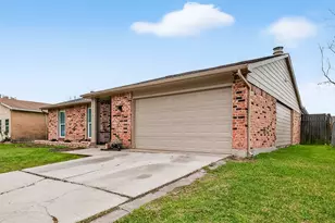 14238 Pinewest Dr, Houston, TX 77049 - Photo 4