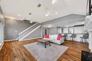 925 Bonita St, Bayou Vista, TX 77563 - Photo 16
