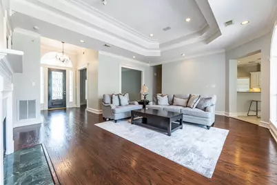 10 Acorn Cluster Court, The Woodlands, TX 77381 - Photo 8