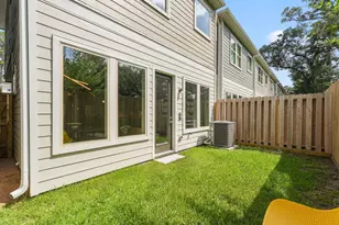 5204 Amber Sunrise Dr, Houston, TX 77018 - Photo 22